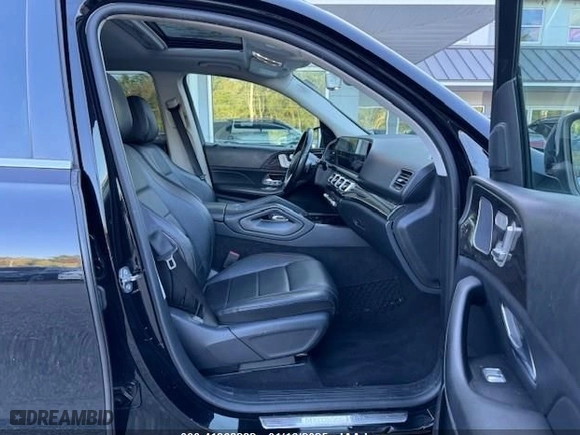 2020 Mercedes-Benz GLE with VIN 4JGFB4KB7LA012487, listed as a IAAI auction lot 41368282 with NaN miles. Bid and sale history available at carsss.com. Image 5.