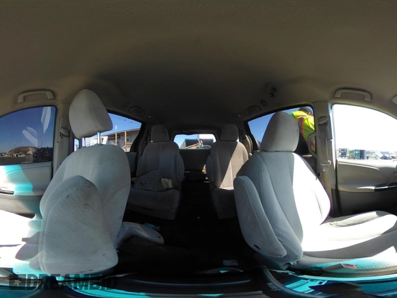 2011 Toyota Sienna LE with VIN 5TDJK3DC1BS016258, listed as a IAAI auction lot 41995140 with 200,903 mi miles. Bid and sale history available at carsss.com. Image 21.