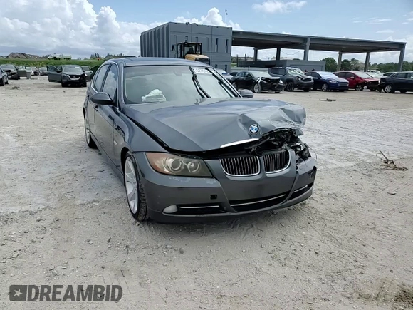 2008 BMW 3 Series 335i z VIN WBAVB77588NH79110, wystawiony jako Copart lot #52767815 z przebiegiem 98 074 mil mil oraz Szkody całkowita. Historia ofert i sprzedaży dostępna na DreamBid. Obrazek 11.
