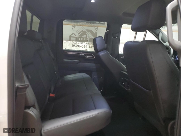 2024 Chevrolet Silverado 2500HD LTZ with VIN 2GC4YPE72R1209816, listed as a Copart auction lot 85119334 with 16,931 mi miles and Salvage Title. Bid and sale history available at carsss.com. Image 10.