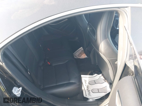 2014 Mercedes-Benz CLA 250 z VIN WDDSJ4EB6EN045368, wystawiony jako IAAI lot #42560939 z przebiegiem 29 241 mil mil oraz . Historia ofert i sprzedaży dostępna na DreamBid. Obrazek 8.