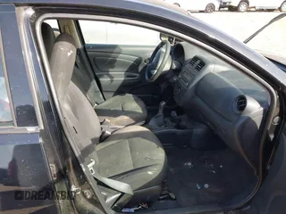 2015 Nissan Versa SV with VIN 3N1CN7AP8FL875926, listed as a IAAI auction lot 41756395 with 180,699 mi miles. Bid and sale history available at carsss.com. Image 5.
