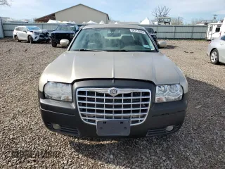 2009 Chrysler 300 Touring with VIN 2C3LA53V89H565107, listed as a Copart auction lot 54717035 with Not Provided miles and Clean Title. Bid and sale history available at carsss.com. Image 5.