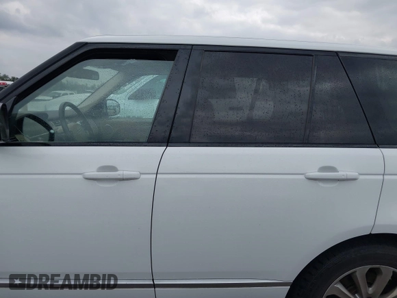 2016 Land Rover Range Rover HSE with VIN SALGS2VF1GA274838, listed as a IAAI auction lot 41702121 with 93,116 mi miles and . Bid and sale history available at DreamBid. Image 14.