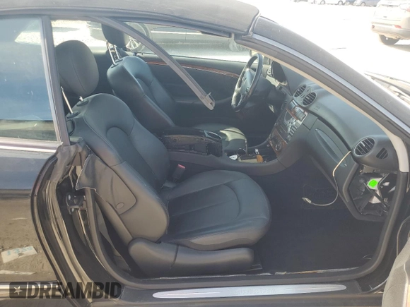 2009 Mercedes-Benz CLK-Class 3.5L with VIN WDBTK56F19F263557, listed as a Copart auction lot 86165554 with 0 mi miles and Clean Title. Bid and sale history available at carsss.com. Image 10.