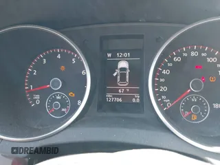 2011 Volkswagen GTI w/Sunroof & Navi PZEV z VIN WVWGD7AJ9BW104487, wystawiony jako IAAI lot #41702023 z przebiegiem 127 706 mil mil oraz . Historia ofert i sprzedaży dostępna na DreamBid. Obrazek 7.