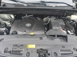 2017 Toyota Highlander XLE with VIN 5TDJZRFH8HS421579, listed as a Copart auction lot 60477245 with 121,417 mi miles and Salvage title. Bid and sale history available at DreamBid. Image 11.
