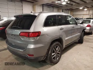 2020 Jeep Grand Cherokee Limited with VIN 1C4RJEBG1LC265430, listed as a IAAI auction lot 41623042 with 82,278 mi miles. Bid and sale history available at carsss.com. Image 4.