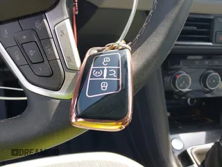 2024 Volkswagen Taos S с VIN 3VV5X7B29RM073159, выставлен на аукционе IAAI как лот 42021195 с пробегом 28 619 миль миль и . История ставок и продаж доступна на DreamBid. Изображение 11.