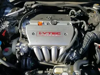 2005 Acura TSX z VIN JH4CL958X5C006898, wystawiony jako Copart lot #85274094 z przebiegiem 183 211 mil mil oraz Szkoda całkowita • Salvage title. Historia ofert i sprzedaży dostępna na DreamBid. Obrazek 13.