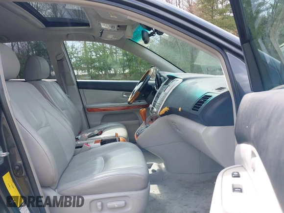 2004 Lexus RX 330 with VIN 2T2HA31U94C039759, listed as a IAAI auction lot 42036518 with 224,255 mi miles and . Bid and sale history available at carsss.com. Image 5.