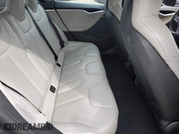 2015 Tesla Model S 85D with VIN 5YJSA1H4XFF096717, listed as a Copart auction lot 84732464 with Not Provided miles and Salvage Title. Bid and sale history available at carsss.com. Image 10.