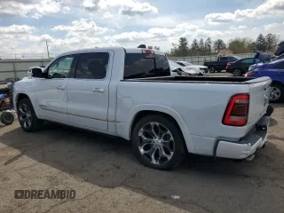 2019 Ram 1500 Limited z VIN 1C6SRFHT6KN694917, wystawiony jako Copart lot #53945635 z przebiegiem 94 954 mil mil oraz Szkoda całkowita • Salvage title. Historia ofert i sprzedaży dostępna na DreamBid. Obrazek 2.