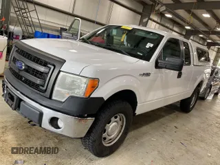 2013 Ford F-150 XL z VIN 1FTEX1EMXDFB60764, wystawiony jako IAAI lot #42566466 z przebiegiem 324 041 mil mil oraz . Historia ofert i sprzedaży dostępna na DreamBid. Obrazek 16.