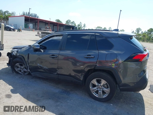 2022 Toyota RAV4 XLE with VIN 2T3W1RFV5NW202544, listed as a IAAI auction lot 42295293 with 60,759 mi miles and . Bid and sale history available at DreamBid. Image 15.