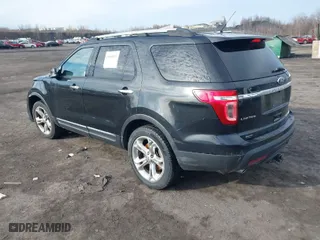 2014 Ford Explorer Limited with VIN 1FM5K8F88EGB91351, listed as a IAAI auction lot 41636833 with 138,745 mi miles. Bid and sale history available at carsss.com. Image 3.