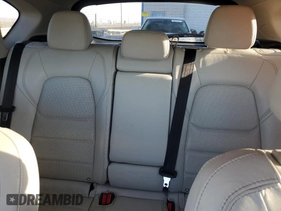 2018 Mazda CX-5 Grand Touring z VIN JM3KFBDMXJ0390680, wystawiony jako Copart lot #51654345 z przebiegiem 67 167 mil mil oraz Szkoda całkowita • Salvage title. Historia ofert i sprzedaży dostępna na DreamBid. Obrazek 10.