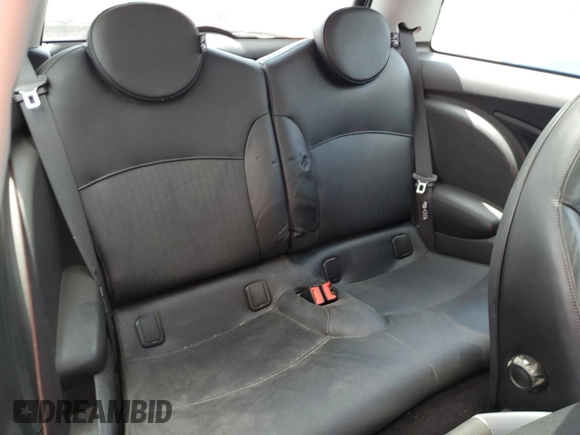 2008 MINI Hardtop S with VIN WMWMF73548TV39180, listed as a Copart auction lot 58972245 with 123,907 mi miles and Clean title. Bid and sale history available at DreamBid. Image 10.