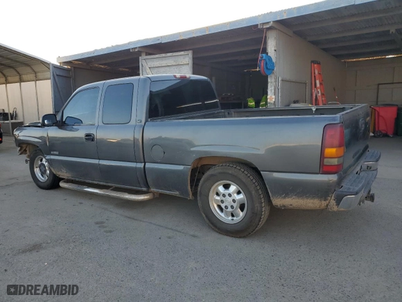 2002 Chevrolet Silverado 1500 LT with VIN 2GCEC19T321290788, listed as a Copart auction lot 89179765 with 165,010 mi miles and Salvage Title. Bid and sale history available at carsss.com. Image 2.