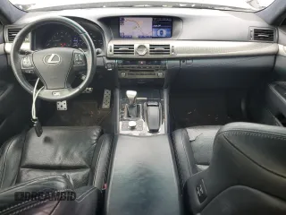 2013 Lexus LS 460 z VIN JTHCL5EF0D5019587, wystawiony jako Copart lot #56037955 z przebiegiem 139 382 mil mil oraz Szkoda całkowita • Salvage title. Historia ofert i sprzedaży dostępna na DreamBid. Obrazek 8.