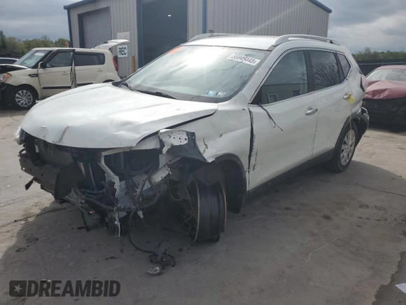 2016 Nissan Rogue S z VIN KNMAT2MV6GP707957, wystawiony jako Copart lot #55949445 z przebiegiem Nie podano mil oraz Szkoda całkowita • Salvage title. Historia ofert i sprzedaży dostępna na DreamBid. Obrazek 1.