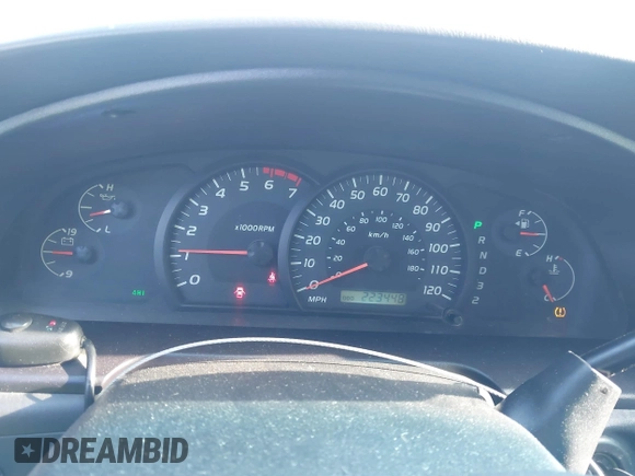 2005 Toyota Tundra SR5 with VIN 5TBDT44185S492924, listed as a IAAI auction lot 41625997 with 223,448 mi miles and . Bid and sale history available at DreamBid. Image 7.