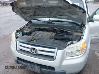 2008 Honda Pilot SE z VIN 5FNYF18318B041028, wystawiony jako IAAI lot #42567373 z przebiegiem 231 146 mil mil oraz . Historia ofert i sprzedaży dostępna na DreamBid. Obrazek 10.