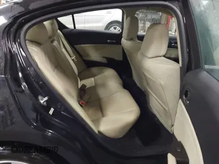 2013 Acura ILX Hybrid Technology with VIN 19VDE3F7XDE300823, listed as a IAAI auction lot 41619646 with 231,501 mi miles and . Bid and sale history available at carsss.com. Image 8.
