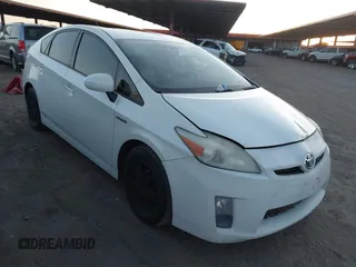 2010 Toyota Prius II with VIN JTDKN3DU5A5182095, listed as a IAAI auction lot 42152366 with 390,401 mi miles and . Bid and sale history available at carsss.com. Image 1.