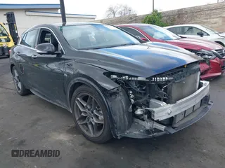 2018 Infiniti QX30 with VIN SJKCH5CP5JA043060, listed as a IAAI auction lot 41866956 with 78,735 mi miles. Bid and sale history available at carsss.com. Image 1.