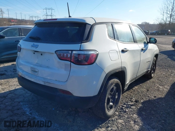 2018 Jeep Compass Sport with VIN 3C4NJCAB8JT263412, listed as a IAAI auction lot 41561089 with 94,275 mi miles. Bid and sale history available at carsss.com. Image 4.