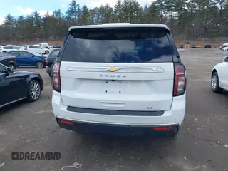 2022 Chevrolet Tahoe LT with VIN 1GNSKNKD1NR304805, listed as a IAAI auction lot 41727737 with 43,805 mi miles and . Bid and sale history available at DreamBid. Image 16.