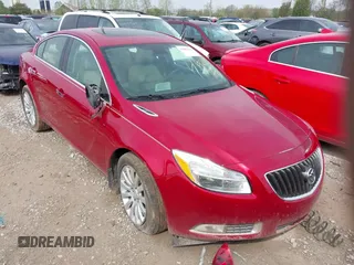 2013 Buick Regal Turbo Premium 1 with VIN 2G4GS5EV3D9152078, listed as a IAAI auction lot 41961731 with 90,912 mi miles. Bid and sale history available at carsss.com. Image 1.
