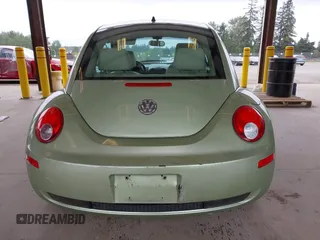 2006 Volkswagen Beetle с VIN 3VWSW31C36M414975, выставлен на аукционе IAAI как лот 42283111 с пробегом 156 475 миль миль и . История ставок и продаж доступна на DreamBid. Изображение 16.