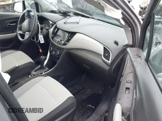 2020 Chevrolet Trax LS с VIN 3GNCJKSB3LL293007, выставлен на аукционе IAAI как лот 42159745 с пробегом 31 226 миль миль и . История ставок и продаж доступна на DreamBid. Изображение 5.