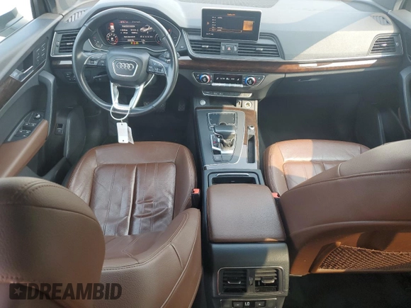 2018 Audi Q5 Premium z VIN WA1ANAFY7J2215464, wystawiony jako Copart lot #60310235 z przebiegiem 220 216 mil mil oraz Czysty tytuł • Clean title. Historia ofert i sprzedaży dostępna na DreamBid. Obrazek 8.