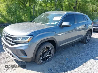 2020 Volkswagen Atlas S with VIN 1V2GC2CA6LC202509, listed as a IAAI auction lot 42388541 with 57,388 mi miles and . Bid and sale history available at DreamBid. Image 6.