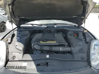 2018 Porsche Cayenne with VIN WP1AA2A26JKA03230, listed as a Copart auction lot 53281315 with 109,127 mi miles and Salvage title. Bid and sale history available at DreamBid. Image 11.