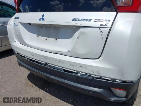 2019 Mitsubishi Eclipse Cross ES z VIN JA4AS3AA9KZ014205, wystawiony jako IAAI lot #42408043 z przebiegiem 107 639 mil mil oraz . Historia ofert i sprzedaży dostępna na DreamBid. Obrazek 18.