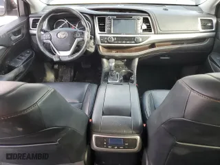 2015 Toyota Highlander XLE with VIN 5TDJKRFH9FS187342, listed as a Copart auction lot 41741355 with 121,448 mi miles and Salvage Title. Bid and sale history available at carsss.com. Image 8.
