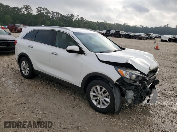 2018 Kia Sorento L z VIN 5XYPG4A35JG342050, wystawiony jako Copart lot #54517715 z przebiegiem 121 415 mil mil oraz Szkoda całkowita • Salvage title. Historia ofert i sprzedaży dostępna na DreamBid. Obrazek 4.