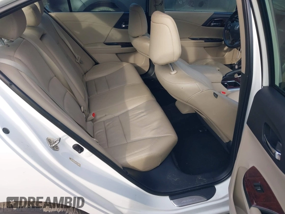 2013 Honda Accord Touring with VIN 1HGCR3F97DA040801, listed as a IAAI auction lot 41662028 with 177,589 mi miles and . Bid and sale history available at DreamBid. Image 8.