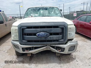 2014 Ford F-250 XL z VIN 1FT7W2B65EEB76210, wystawiony jako IAAI lot #42494326 z przebiegiem Nie podano mil oraz . Historia ofert i sprzedaży dostępna na DreamBid. Obrazek 12.