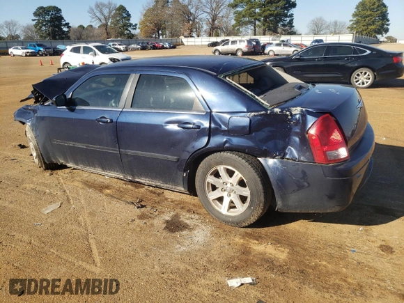 2006 Chrysler 300 with VIN 2C3KA43RX6H151847, listed as a Copart auction lot 87916885 with 0 mi miles and Salvage Title. Bid and sale history available at carsss.com. Image 2.