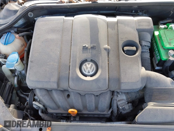 2011 Volkswagen Jetta Sedan SE w/Convenience & Sunroof PZEV with VIN 3VWDZ7AJ1BM379918, listed as a IAAI auction lot 41788875 with 999,999 mi miles. Bid and sale history available at carsss.com. Image 10.