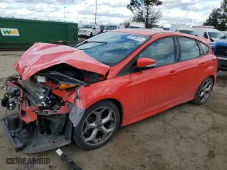 2017 Ford Focus ST with VIN 1FADP3L93HL341045, listed as a Copart auction lot 43318915 with 60,742 mi miles and Clean Title. Bid and sale history available at carsss.com. Image 1.