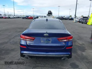 2020 Kia Optima LX with VIN 5XXGT4L36LG416009, listed as a IAAI auction lot 41765107 with 30,785 mi miles and . Bid and sale history available at carsss.com. Image 16.