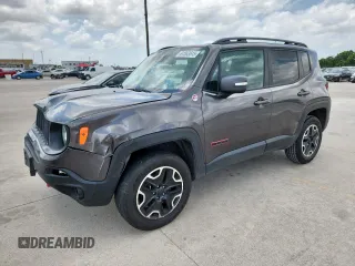 2016 Jeep Renegade Trailhawk with VIN ZACCJBCT7GPD48085, listed as a Copart auction lot 61563515 with 205,070 mi miles and Salvage title. Bid and sale history available at DreamBid. Image 1.
