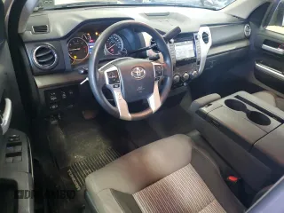 2016 Toyota Tundra SR z VIN 5TFUM5F18GX069040, wystawiony jako Copart lot #55292665 z przebiegiem 222 874 mil mil oraz Czysty tytuł • Clean title. Historia ofert i sprzedaży dostępna na DreamBid. Obrazek 8.