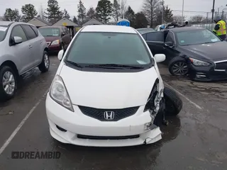 2010 Honda Fit Sport с VIN JHMGE8H41AS015052, выставлен на аукционе IAAI как лот 41364435 с пробегом 109 352 миль миль и . История ставок и продаж доступна на DreamBid. Изображение 12.